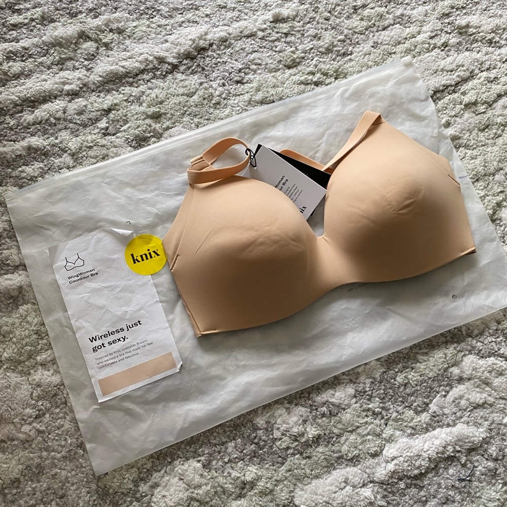 KNIX Wingwoman Contour Bra (BNIB)